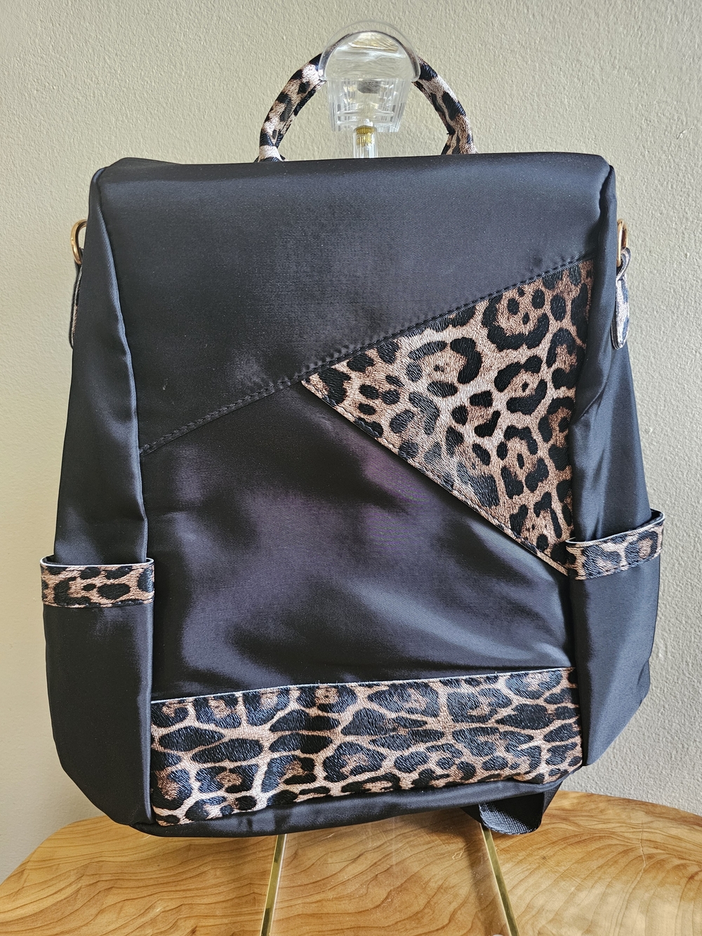 Leopard Accent Black Women's Backpack Bag NWOT - Picture 2 of 8